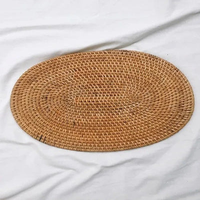 Paarvi Table mat
