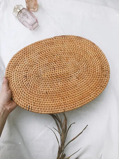 Paarvi Table mat