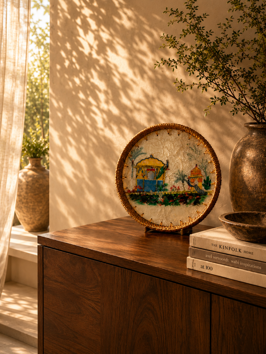 Mother of pearl, inlaid by hand